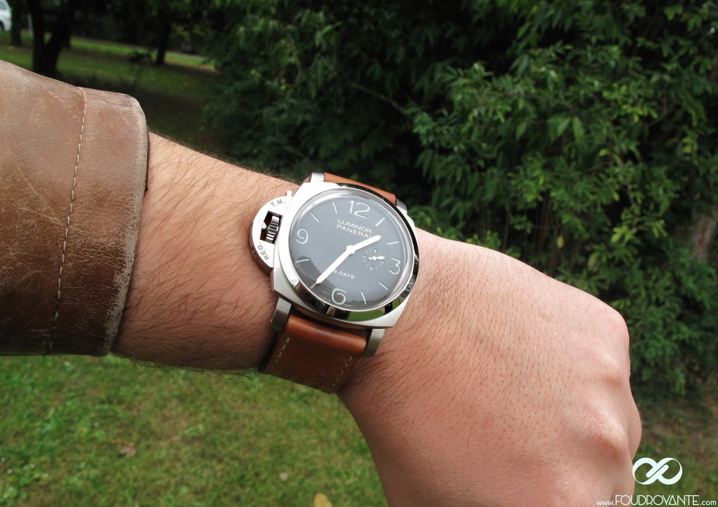 Panerai PAM368 Left-handed