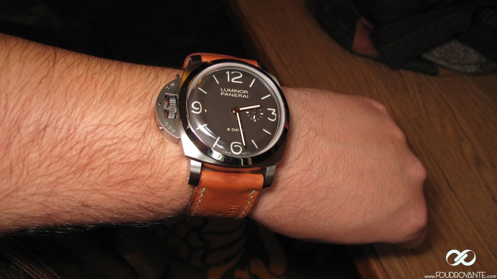 Panerai PAM368 Left-handed