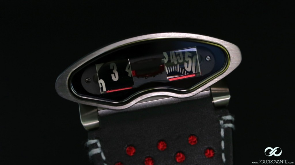 MB&F HMX rouge Ferrari