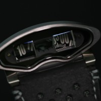 MB&F HMX noir Lotus