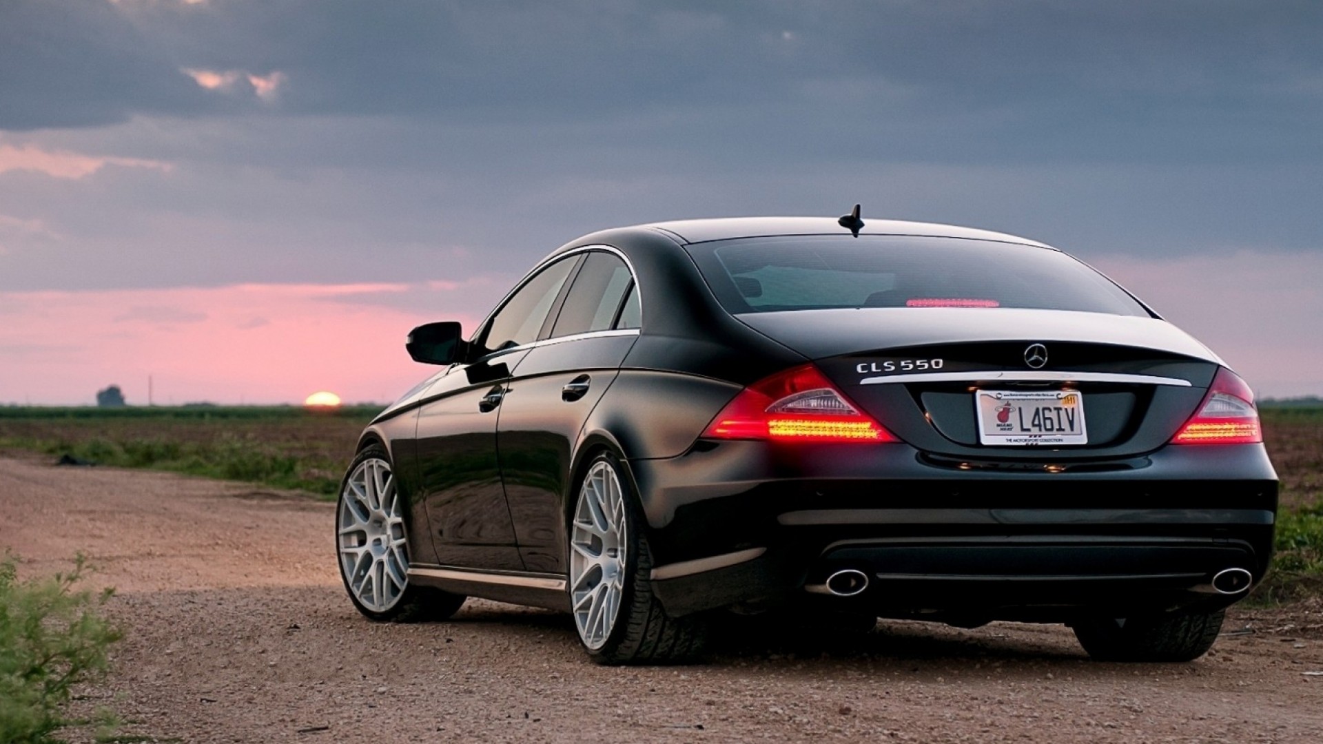 cars_mercedes_cls_550_1920x1080_wallpaper_Wallpaper_2560x1440_www.wallpaperhi.com_-1920x1080