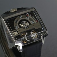 Hautlence Vortex wristshots architecturaux