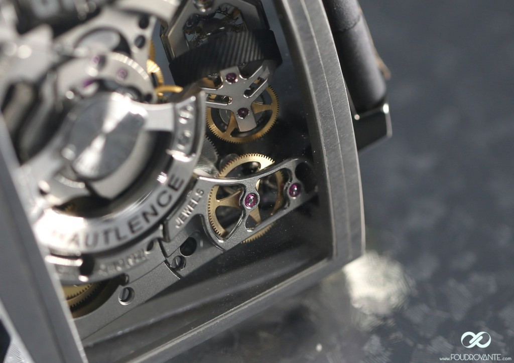 Hautlence Vortex wristshots architecturaux