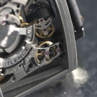 Hautlence Vortex wristshots architecturaux